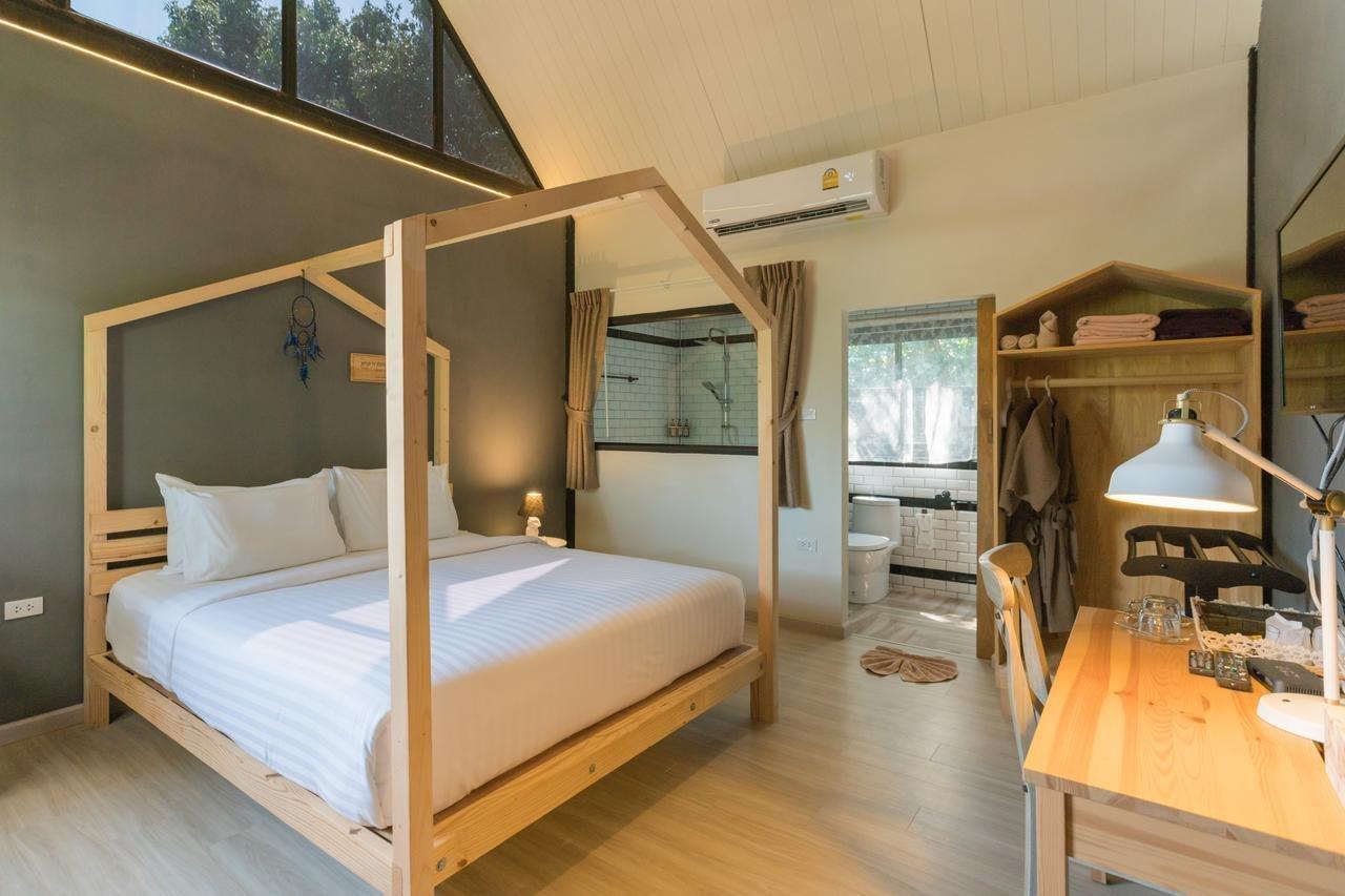 Perennial Resort Nai Yang Beach Extérieur photo