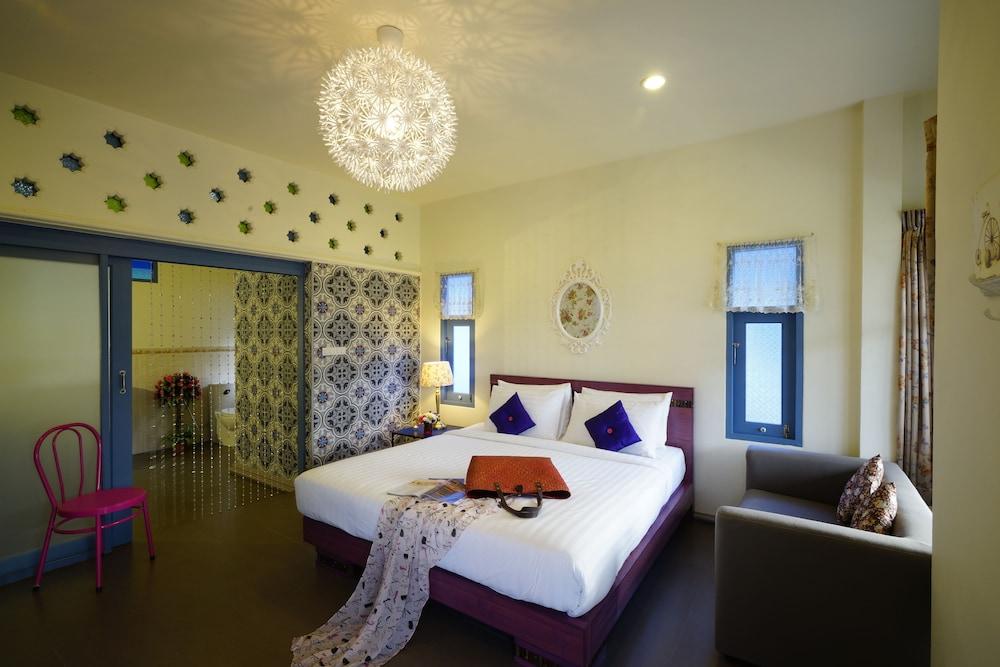 Perennial Resort Nai Yang Beach Extérieur photo